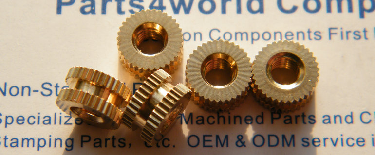brass knurled cylinder injection molding nuts & embedded nuts China contract manufacturer